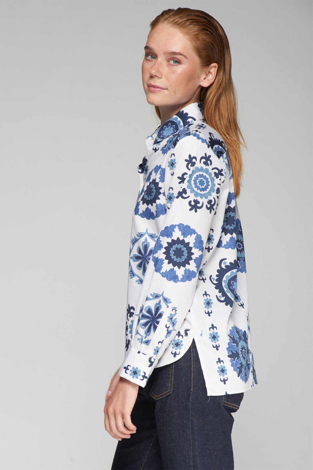 Vilagallo Isa White Shirt Blue Print 32305 - Shirley Allum Boutique